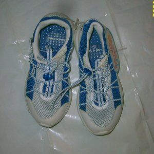 Womens Piranja Aqua Shoe ~ Size 5 (S) ,NEW